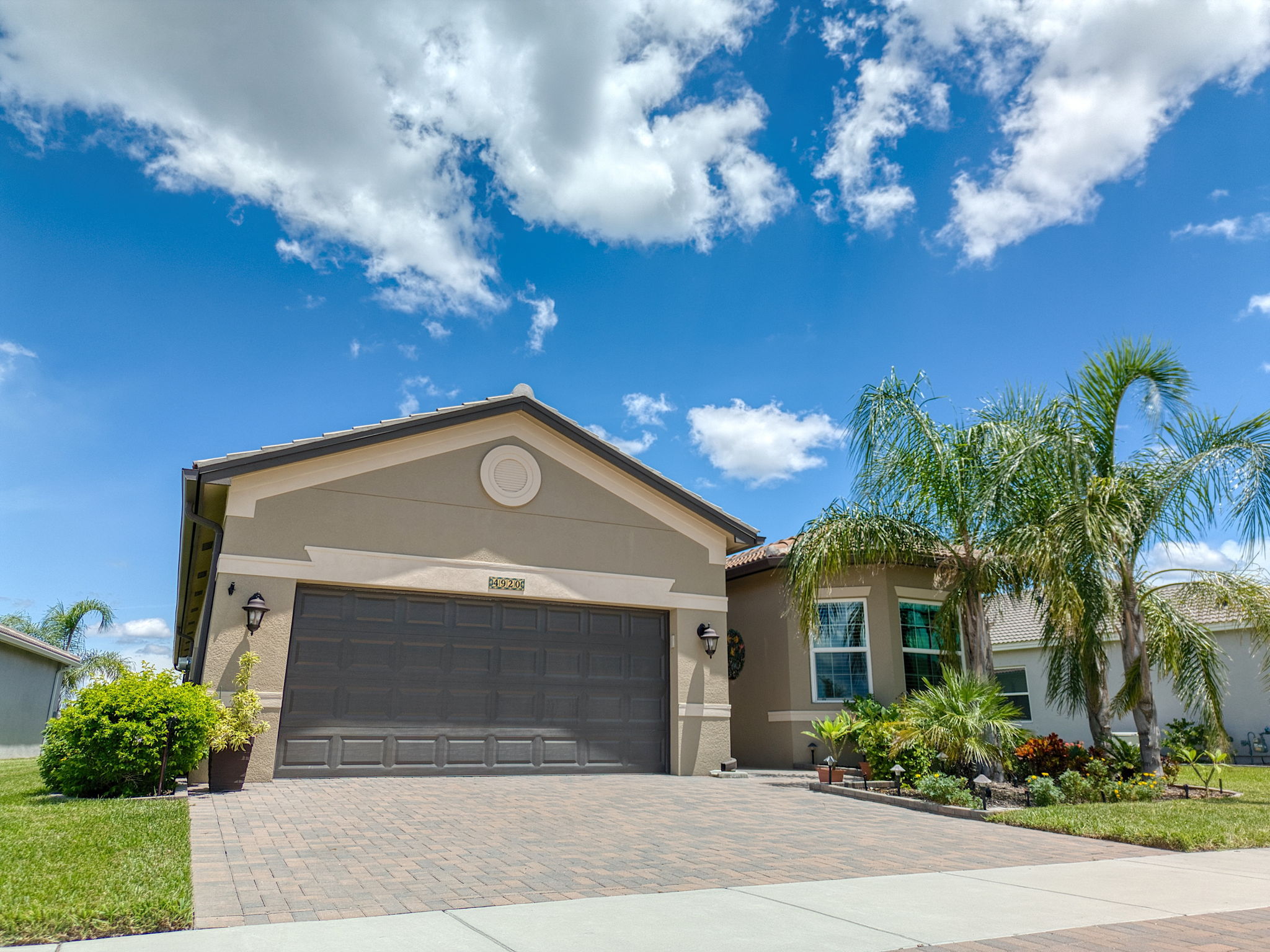 3-Car Garage