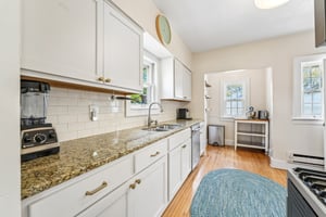 Bryant Ave S-S0205-017.jpg