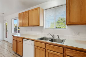 Kitchen (3)