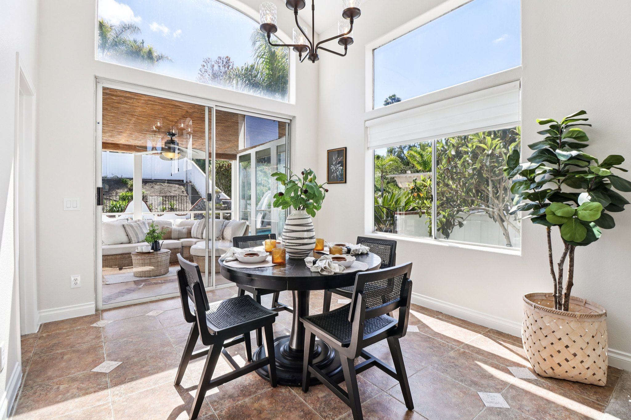 Amador Dr-S0204-013.jpg