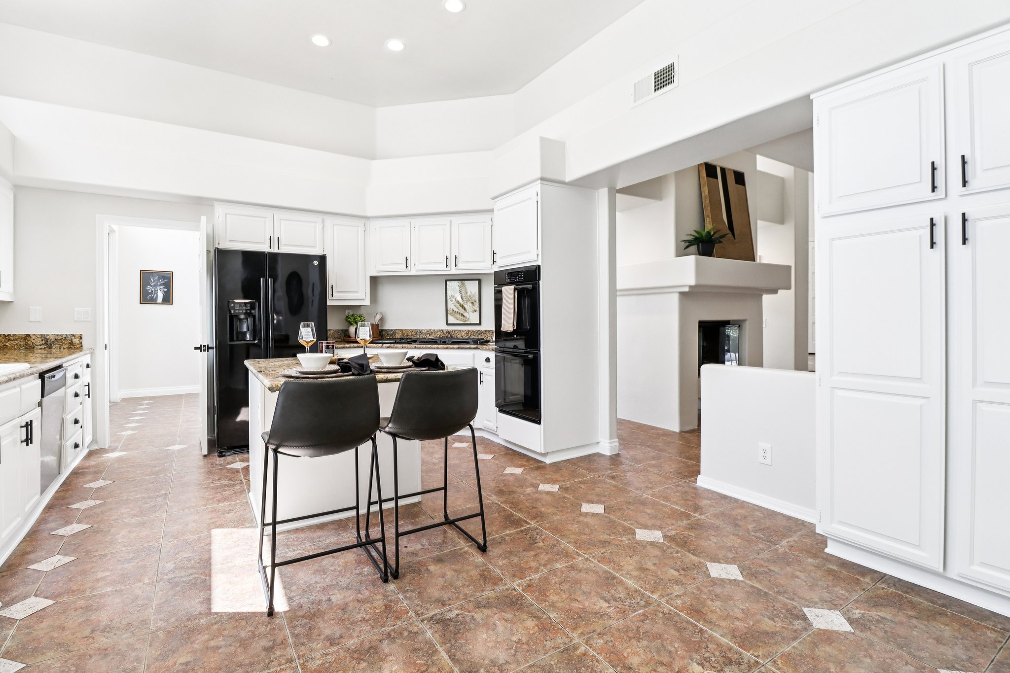 Amador Dr-S0204-017.jpg