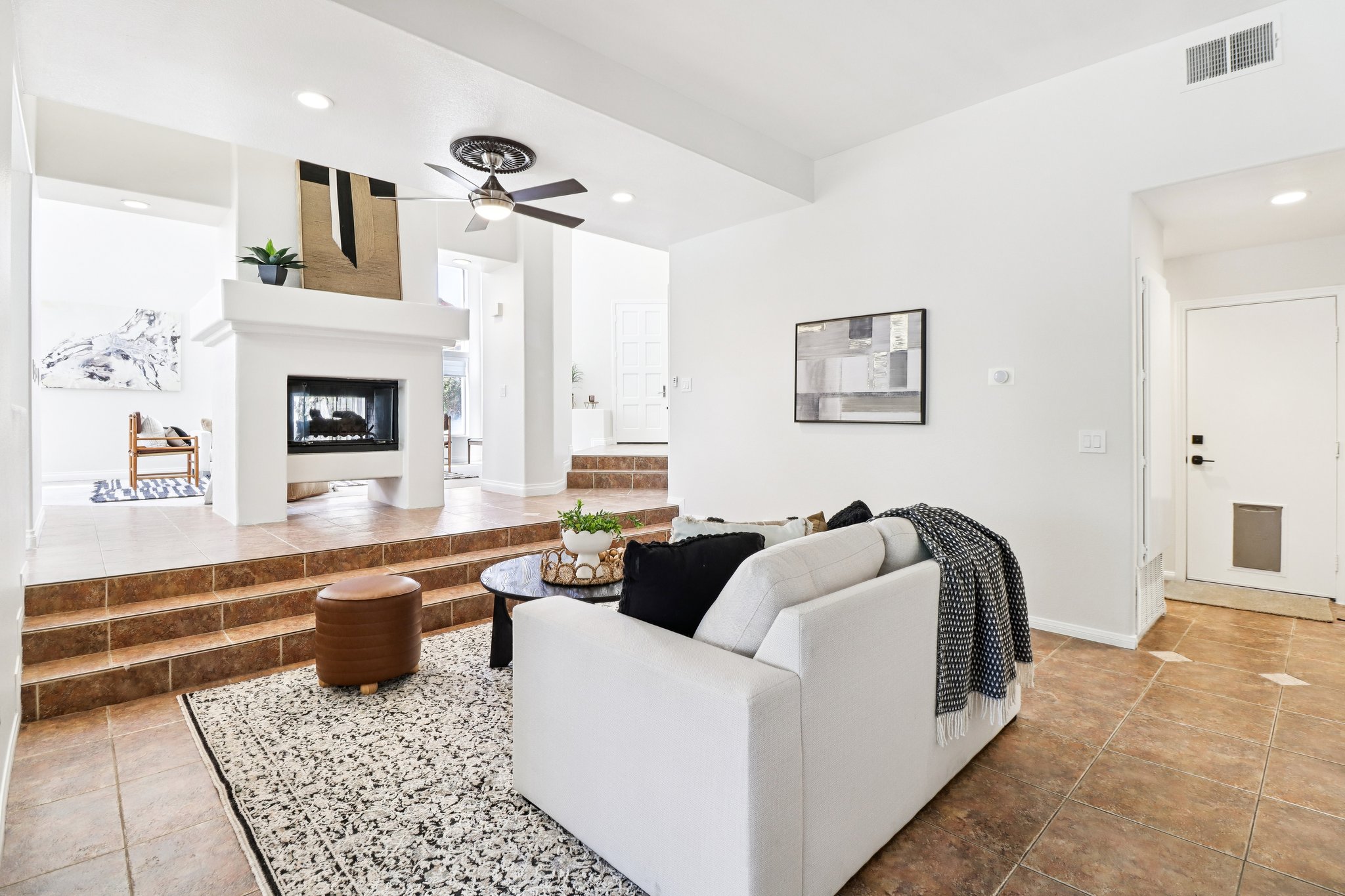 Amador Dr-S0204-022.jpg