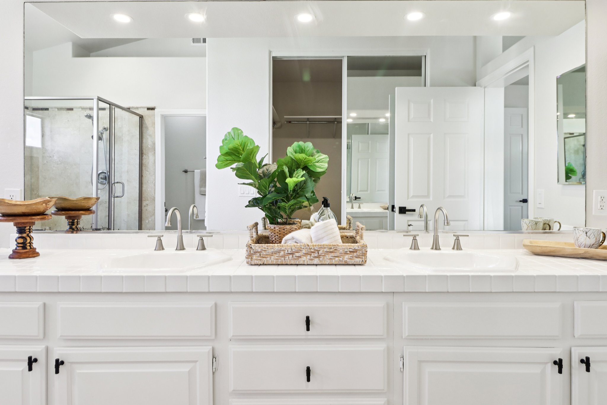 Amador Dr-S0204-043.jpg