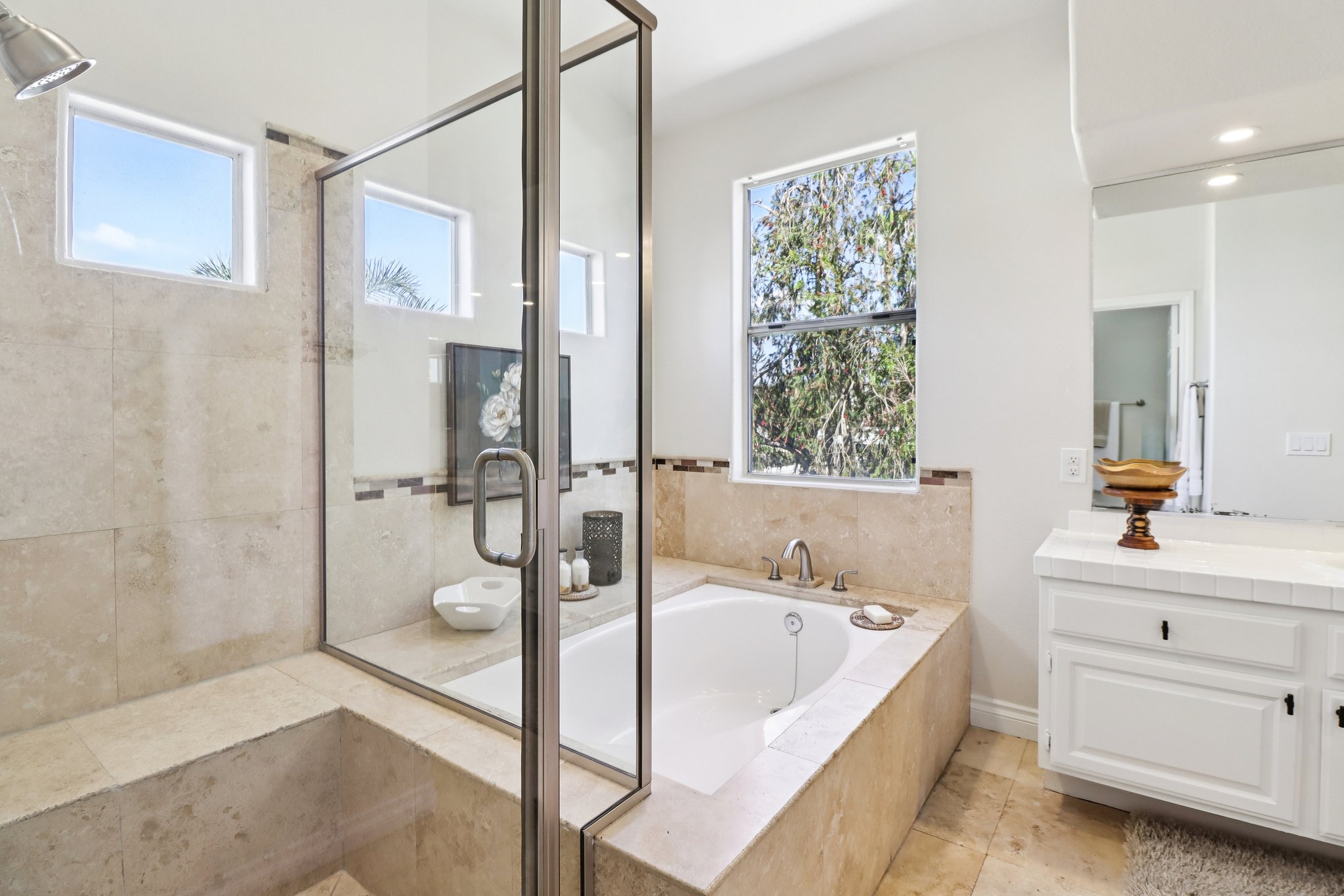 Amador Dr-S0204-045.jpg