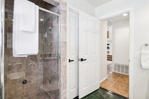 Amador Dr-S0204-028.jpg