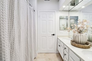 Amador Dr-S0204-050.jpg