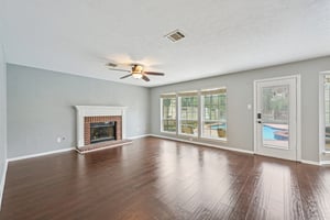 Echo Falls Dr-S2201-009.jpg