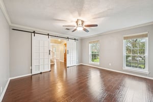 Echo Falls Dr-S2201-019.jpg