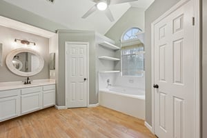 Echo Falls Dr-S2201-029.jpg