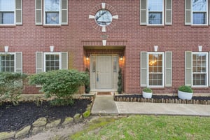 Echo Falls Dr-S2301-1-007.jpg