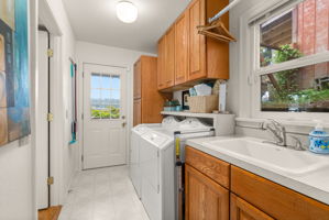 4923 Sunrise Beach Rd NW, Olympia, WA 98502, USA Photo 16