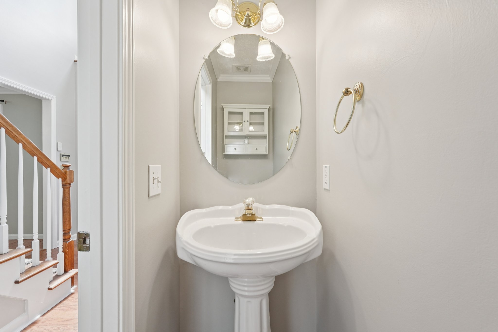 Pippin Dr NW-S1904-022.jpg