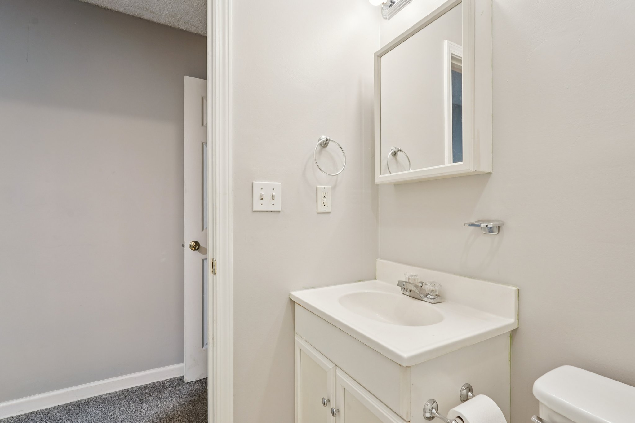 Pippin Dr NW-S1904-043.jpg