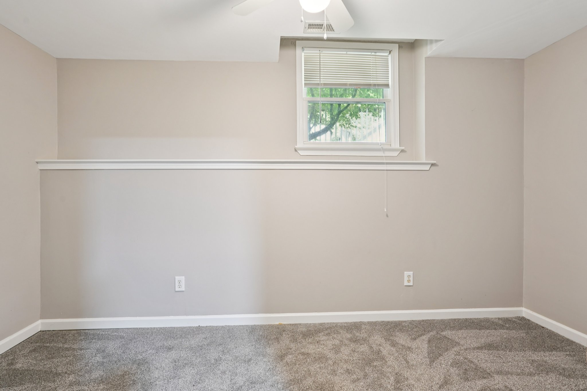 Pippin Dr NW-S1904-047.jpg