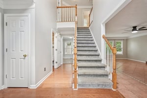 Pippin Dr NW-S1904-006.jpg