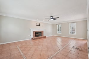 Pippin Dr NW-S1904-011.jpg