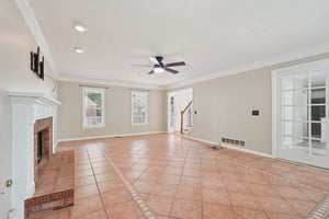 Pippin Dr NW-S1904-012.jpg