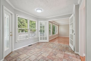 Pippin Dr NW-S1904-014.jpg