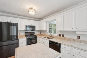 Pippin Dr NW-S1904-017.jpg