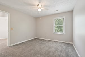 Pippin Dr NW-S1904-029.jpg