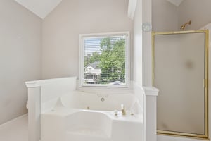 Pippin Dr NW-S1904-037.jpg