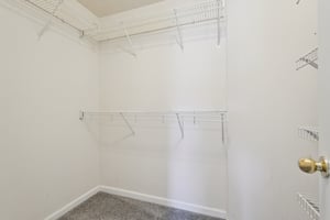 Pippin Dr NW-S1904-041.jpg