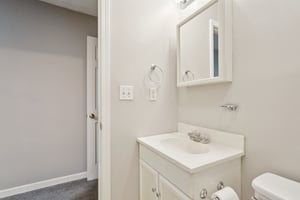 Pippin Dr NW-S1904-043.jpg