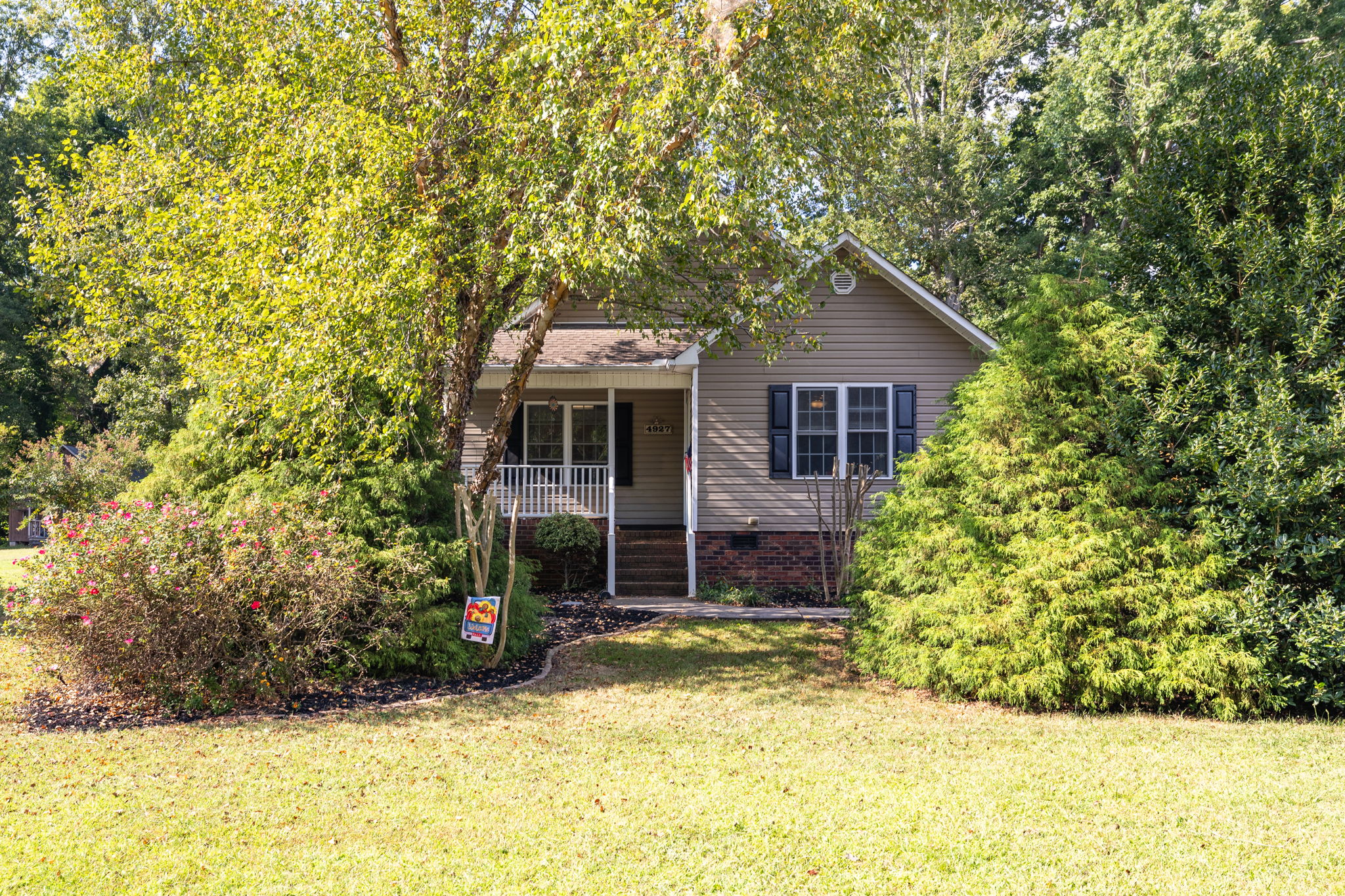 4927 Planfield Rd-2
