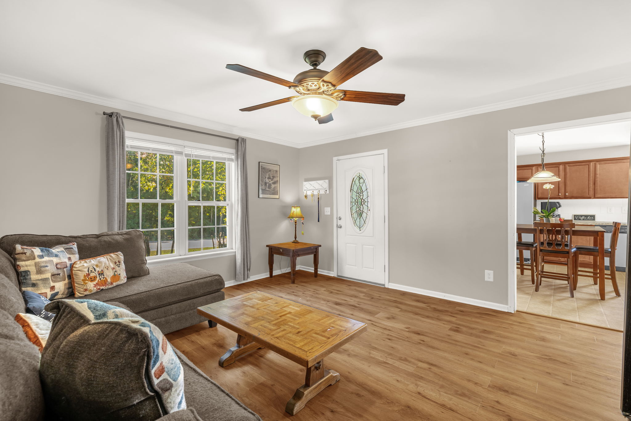 4927 Planfield Rd-8