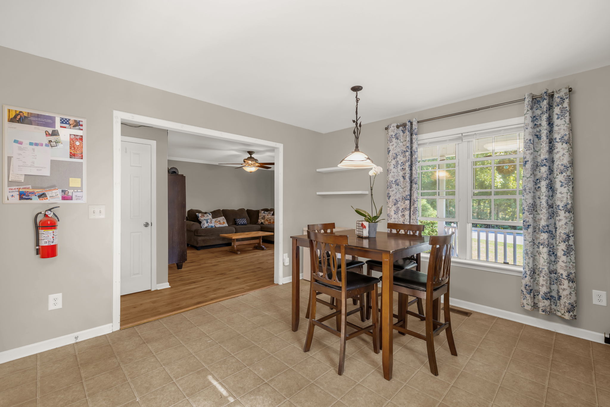 4927 Planfield Rd-11