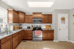 4927 Planfield Rd-13