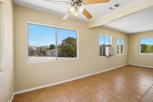 Hibiscus Dr-S0107-08.jpg