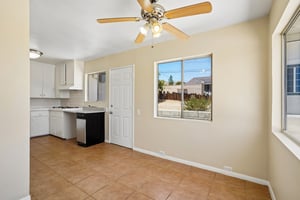 Hibiscus Dr-S0107-15.jpg