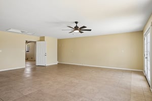 Hibiscus Dr-S0107-39.jpg