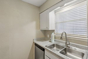 4928 El Campo Ave 218 Fort Worth-S2907-009.jpg