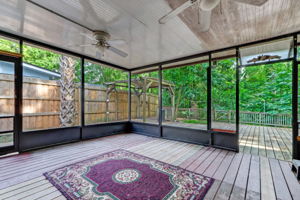 Screened-in Porch