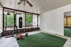 Screened-in Porch