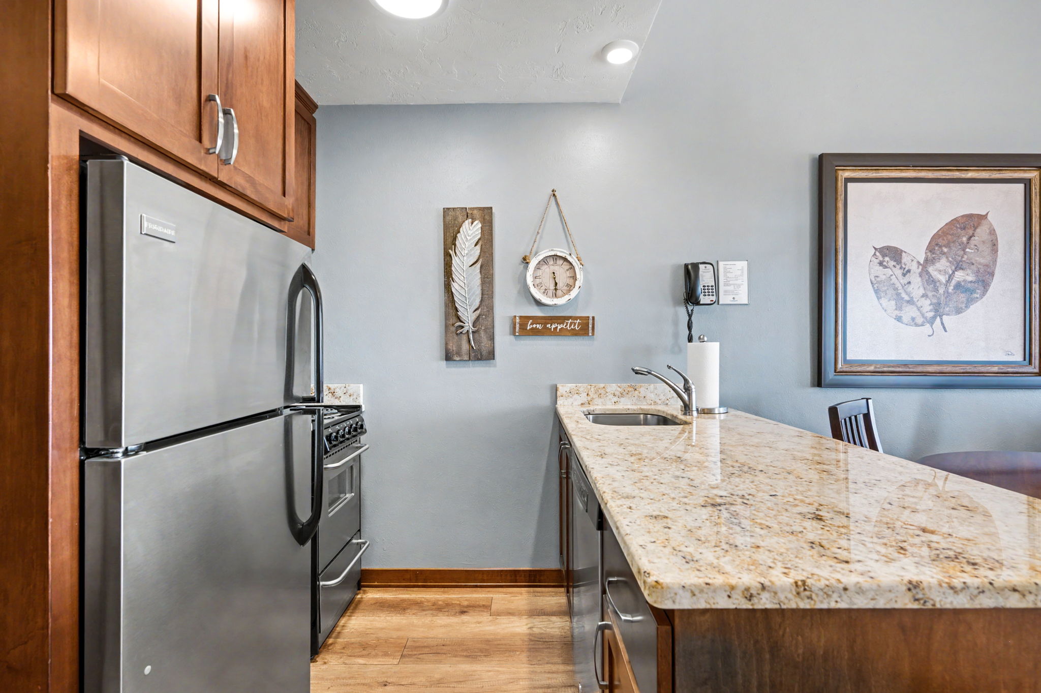 Landmark Resort Unit 2335 Egg Harbor Door County Wisconsin-10