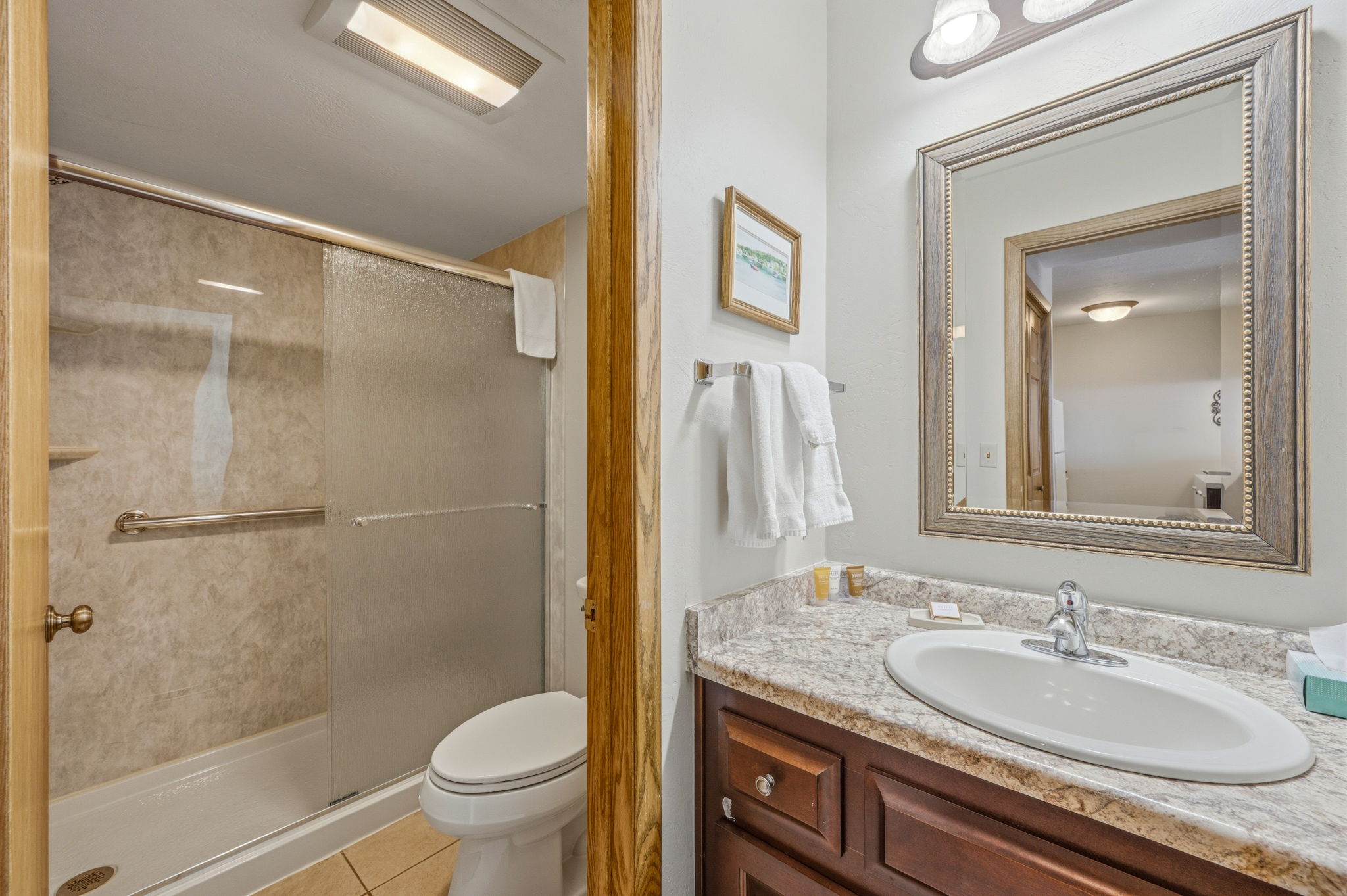 Landmark Resort Unit 3305 Egg Harbor Door County Wisconsin-10