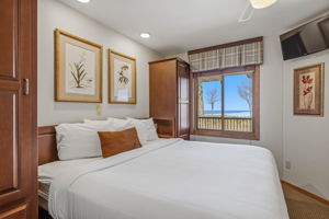 Landmark Resort Unit 3305 Egg Harbor Door County Wisconsin-11