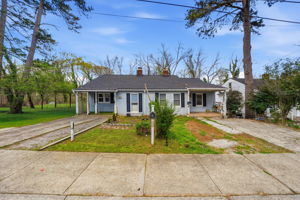 493 and 495 Birney-GREAT DUPLEX