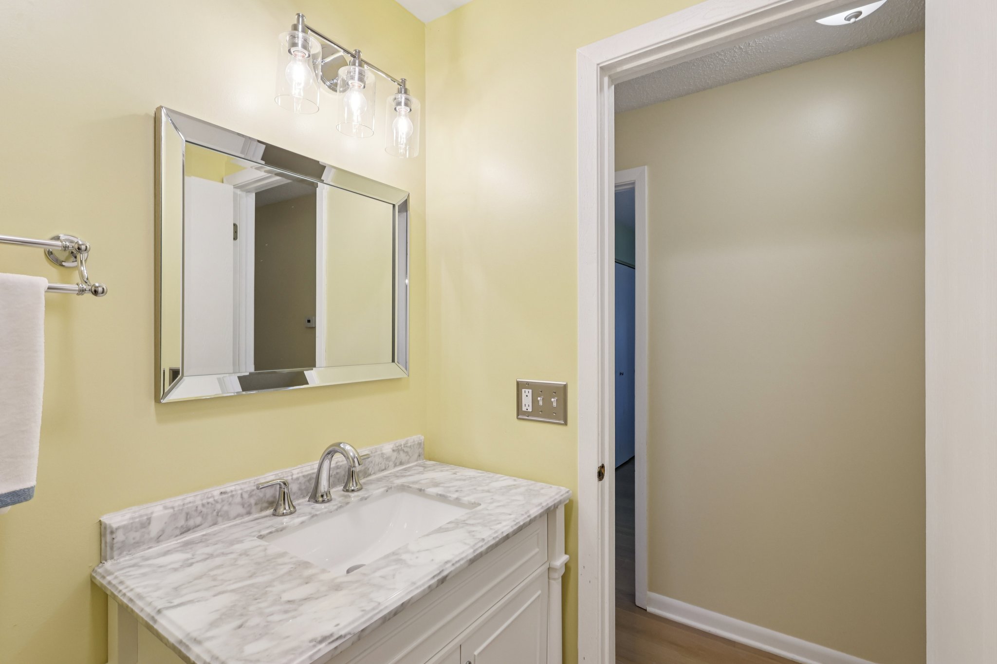 Elizabeth Dr 36-A-S2603-022.jpg