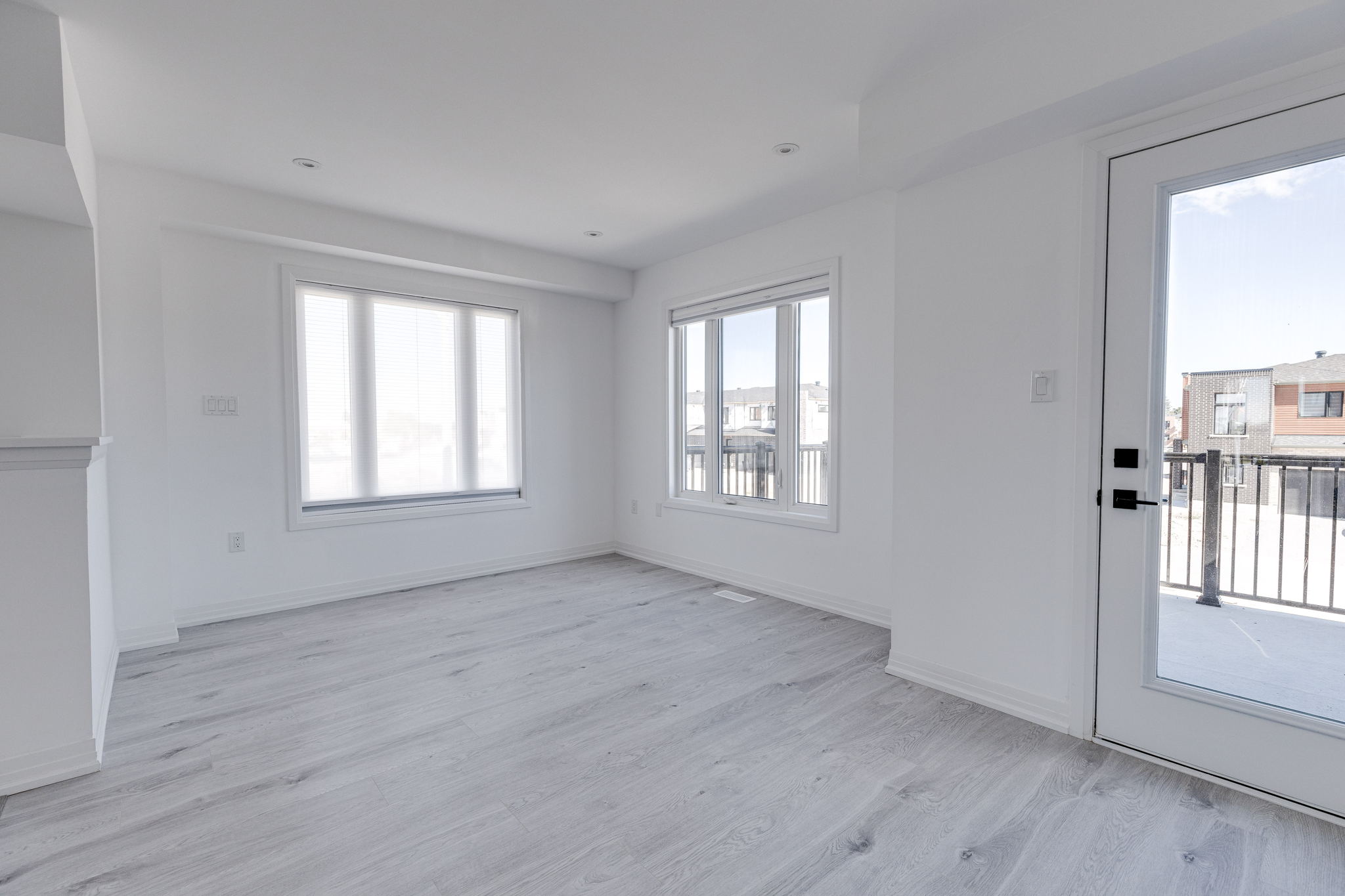 Barrie property showcase — delivered property photograph 14