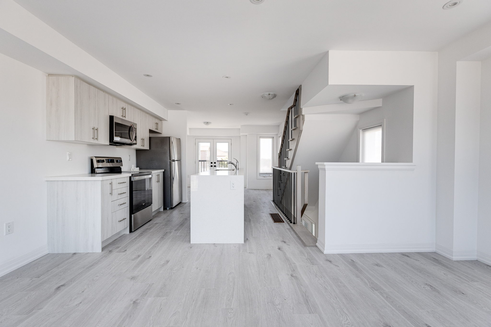 Barrie property showcase — delivered property photograph 12