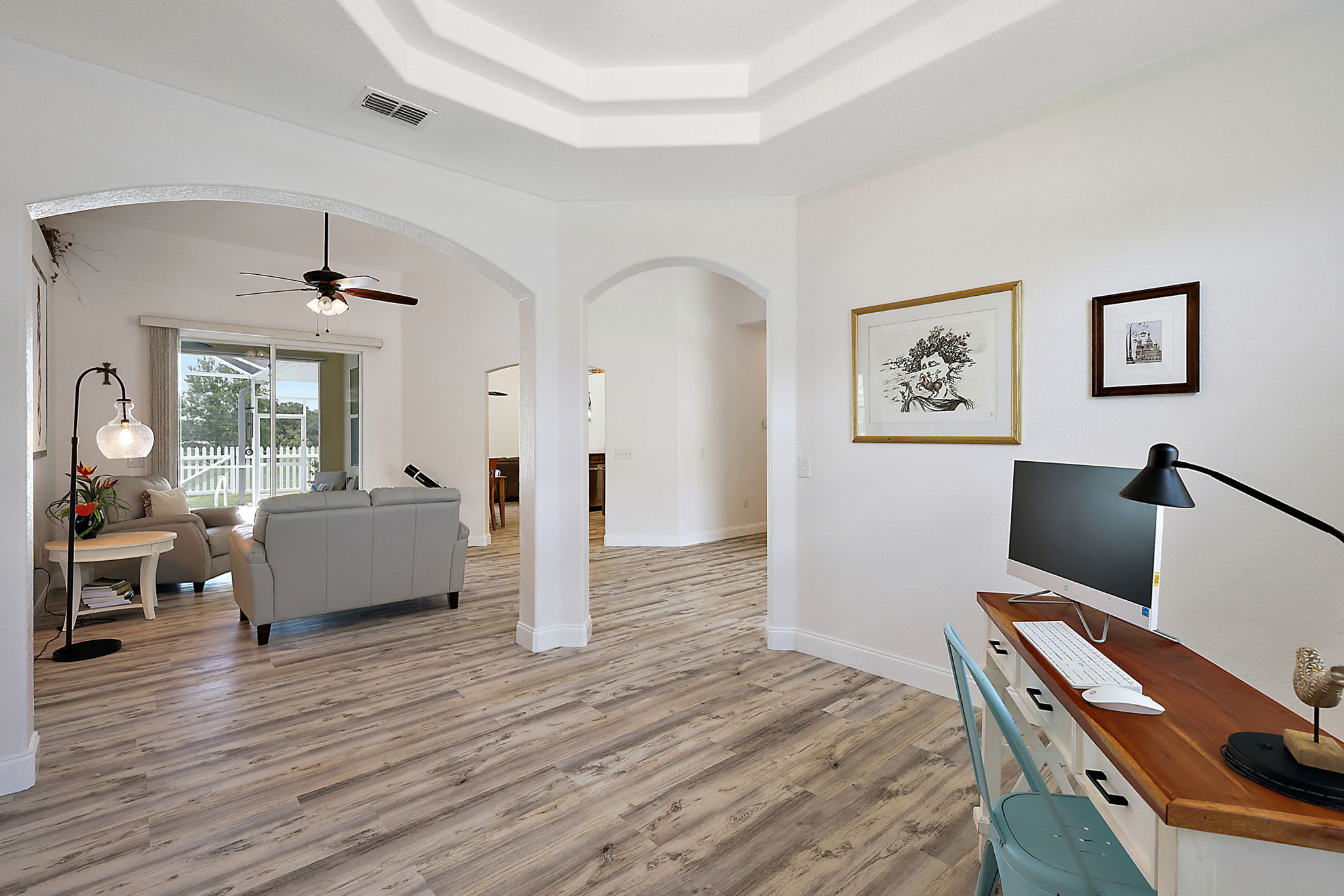 Flex Room w/ Tray Ceiling