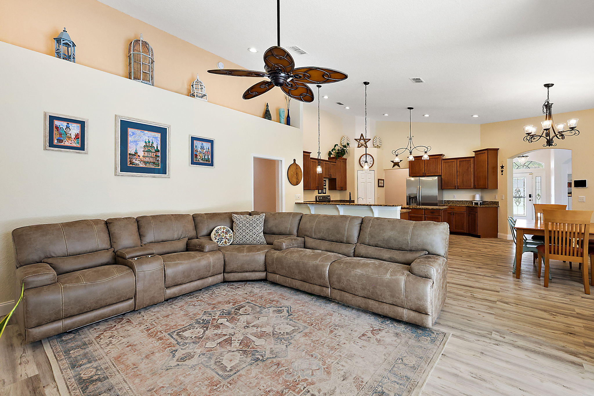 High Vaulted Ceilings w/ Updated Ceiling Fans/Lighting Throughout