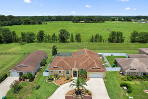 Beautiful Property in a Great Family-Friendly Neighborhood!