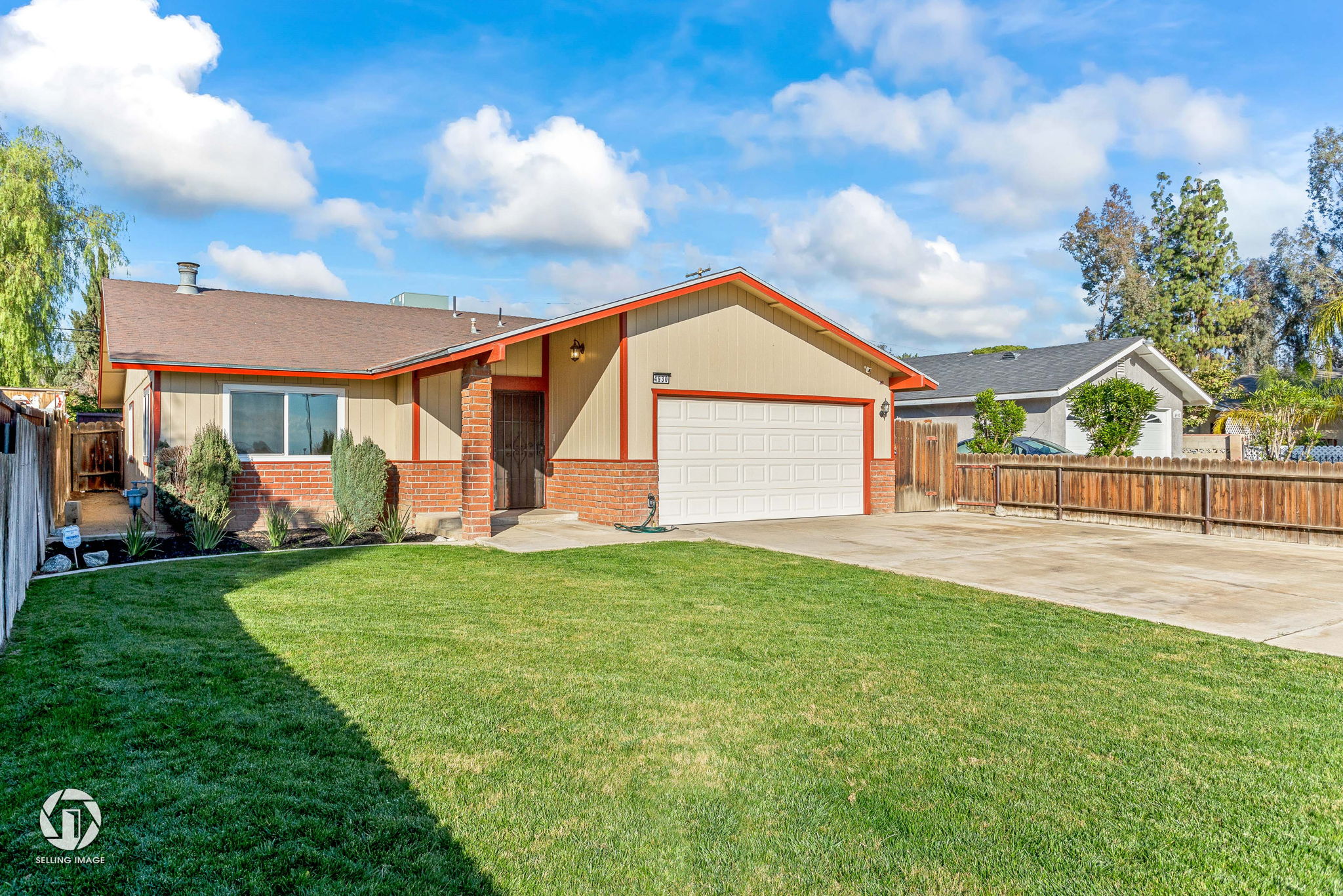 4930 Pioneer Dr, Bakersfield, CA 93306, USA Photo 3