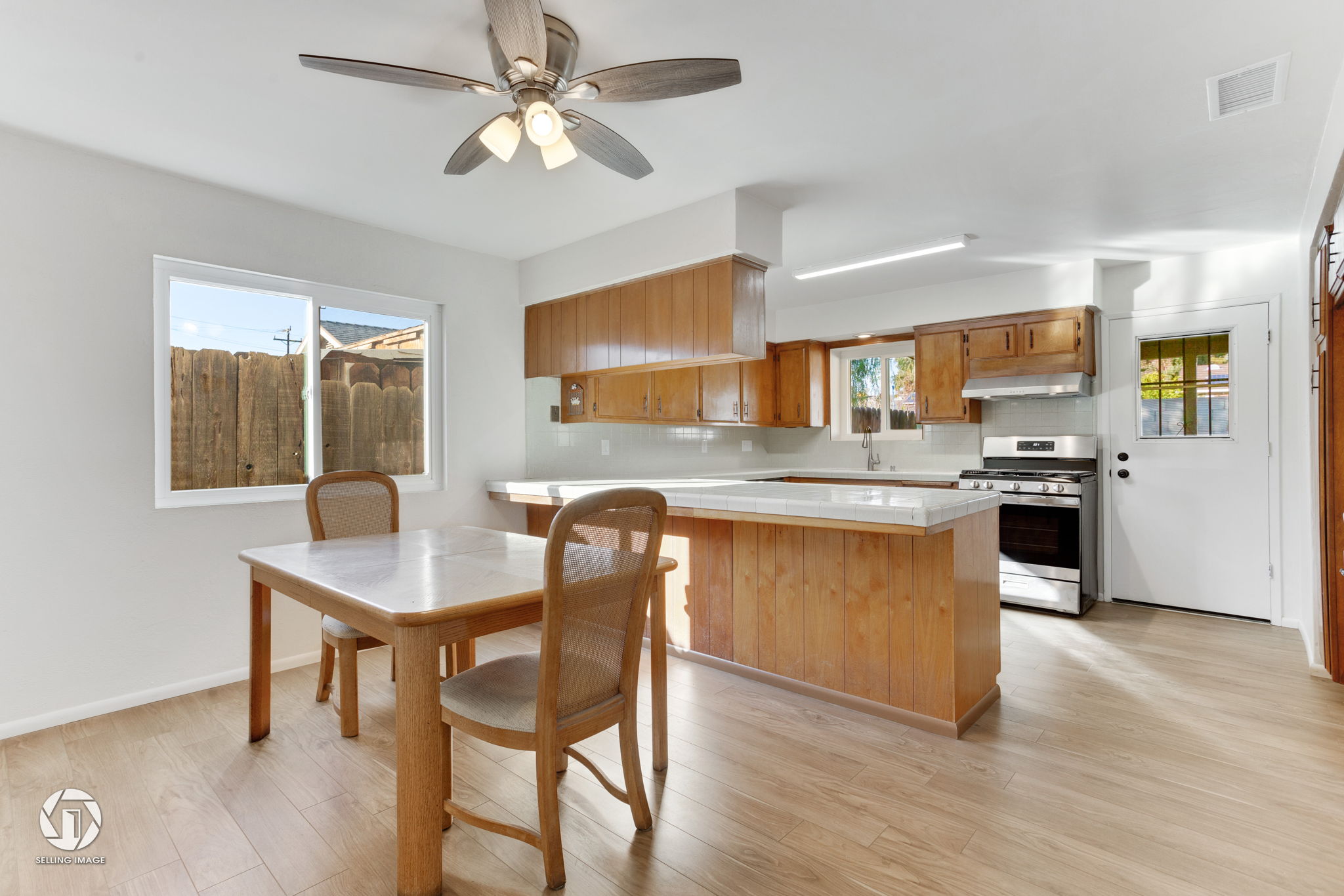 4930 Pioneer Dr, Bakersfield, CA 93306, USA Photo 13