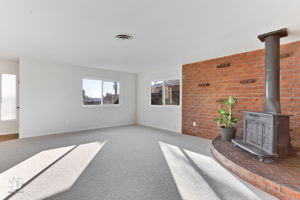 4930 Pioneer Dr, Bakersfield, CA 93306, USA Photo 9